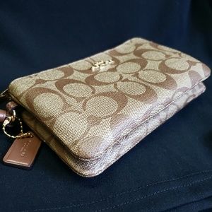 Coach Double Corner Zip Wristlet Wallet